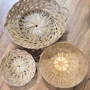 Wicker baskets (set of 3)